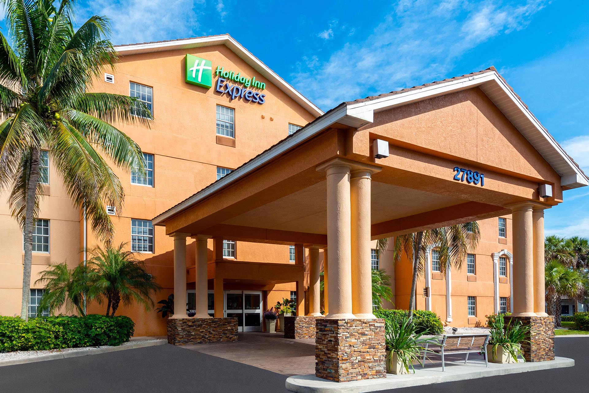 Holiday Inn Express Naples North